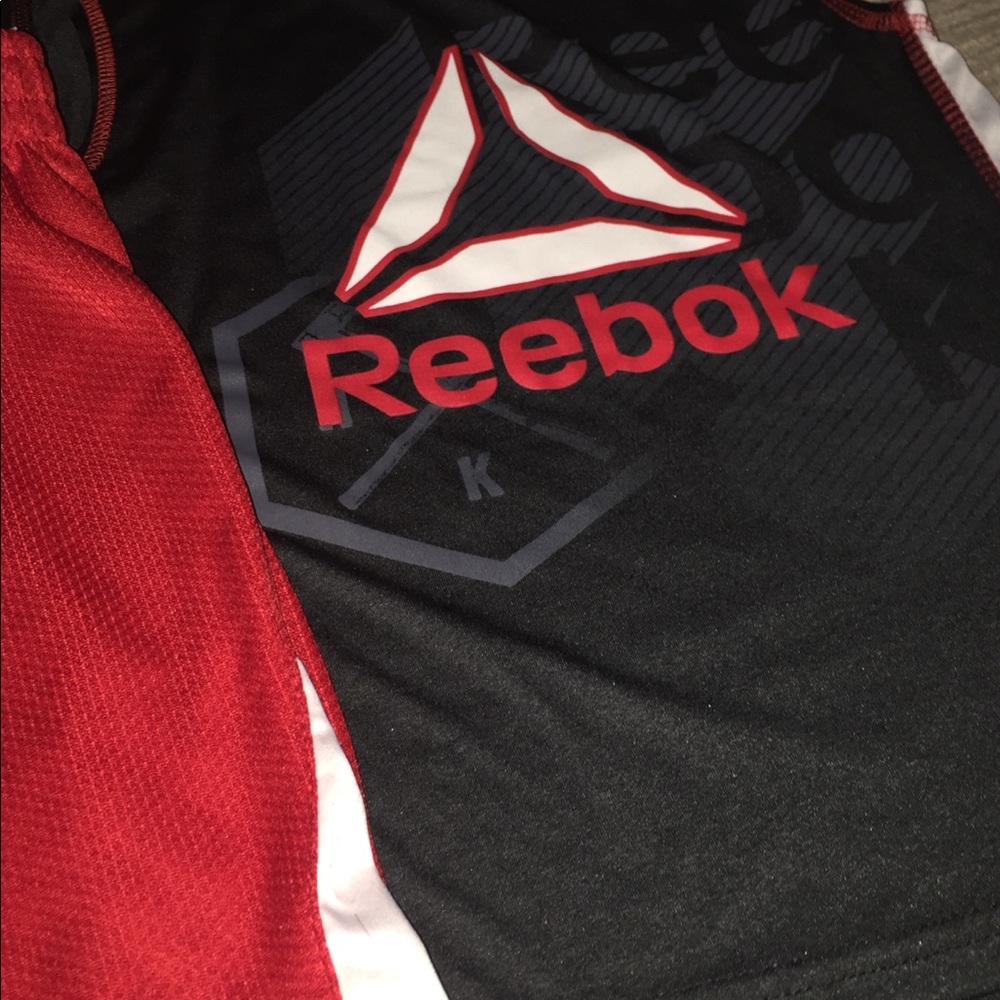 Kids size 6 Reebok summer outfit - Picture 2 of 6
